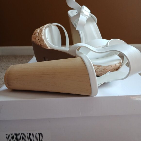 Women's Espadrille Platform Heels Sz. 10 - Picture 4 of 4